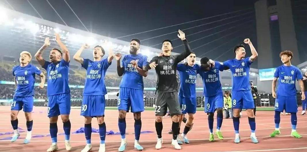 开云体育-窗口期体能课后，武汉三镇单刀错失备战意甲，震撼外界，球队文化再被提及的简单介绍-开云体育